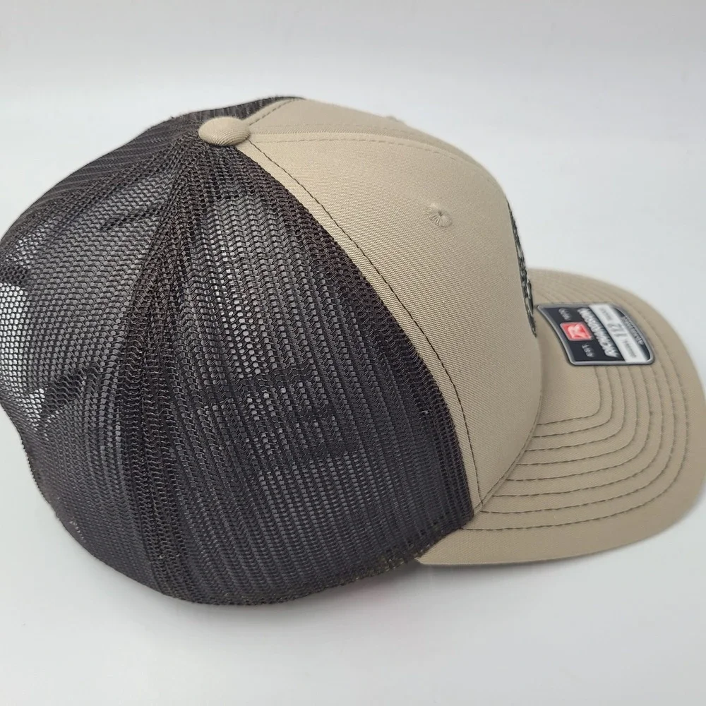 Big Sky Archery Hat Snapback Trucker Mesh Beige Brown Bowhunting‎ Bozeman MT Men